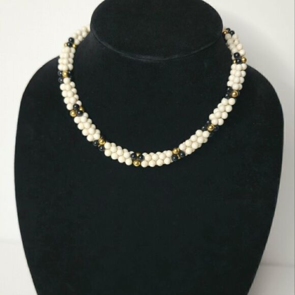 Vintage signed black white gold double strand necklace - Picture 2 of 6